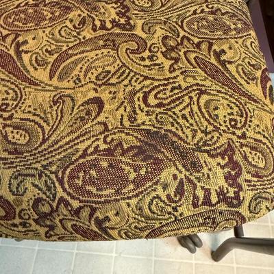 Ashley’s Hightop Chairs (K-BM)