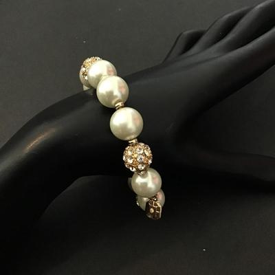 Signed vintage stretch bracelet
