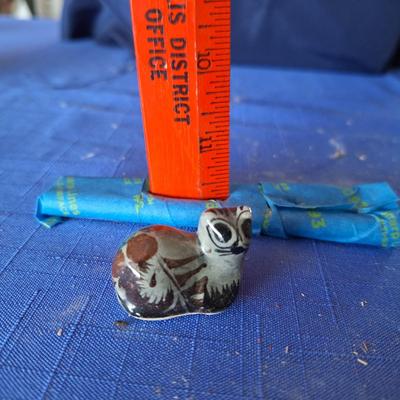 Sale Photo Thumbnail #50: Cat figurine