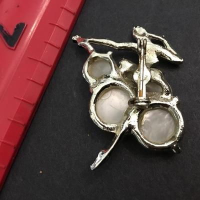 Mop Shell Spanish Dancer Brooch