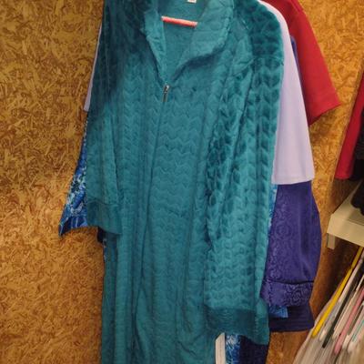 Collection of Ladies Clothing and Shoes