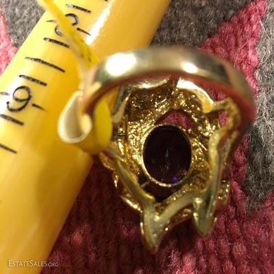 18KT HGE Gold Ring Amethyst Size 7.