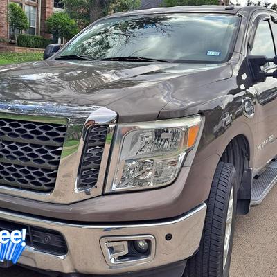 Attention! Auto collectors ! 2016 Nissan Titan XD