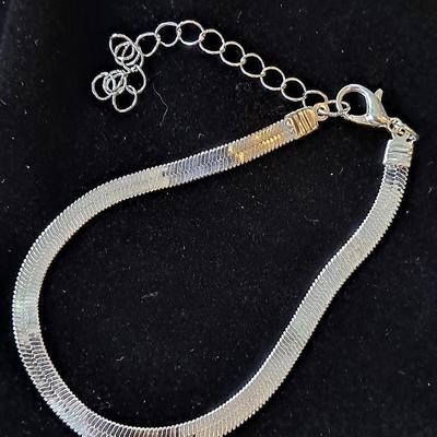 Silver Tone Fashion Bracelet