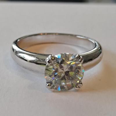 Beautiful Moissanite 925 Sterling Silver