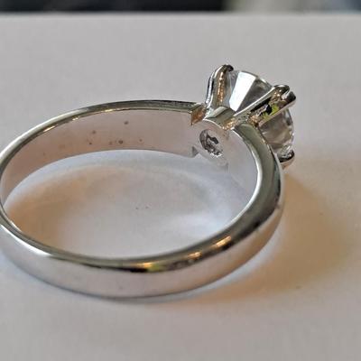Beautiful Moissanite 925 Sterling Silver