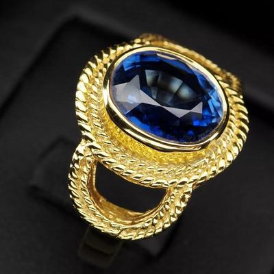 Classically Vivid Blue Sapphire 5.70Ct