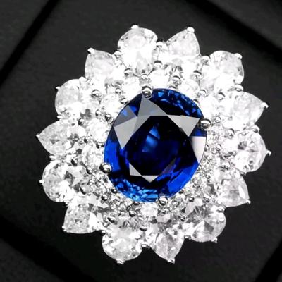 Stunning Royal Blue Sapphire 4.20Ct