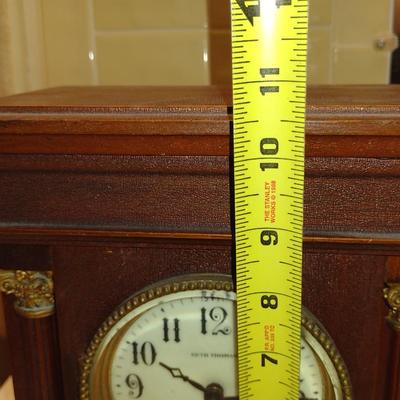 Seth Thomas Wood Case Table/Mantle Clock with Key- Approx 10 3/4" Tall