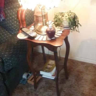end table or lamp stand
