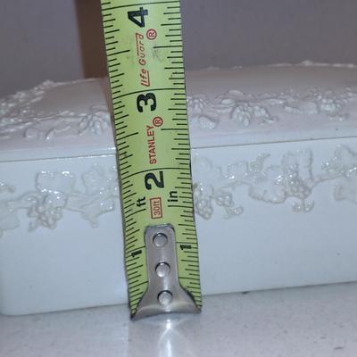 Wedgwood Embossed Queensware Box- Approx 6 3/4" x 3 1/2" x 3" Tall