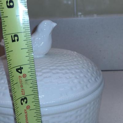 Glazed Porcelain Box with Bird Shaped Finial- Approx 5 1/2" in Diameter