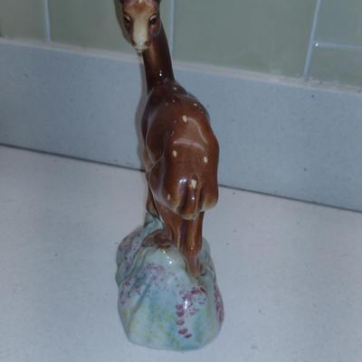 Vintage Beswick England Deer Design Figurine- Number 696- Approx 8 1/4" Tall