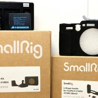 FufjiFilm x100VI complete set MINT- with $300+ in bonus cases and accessories