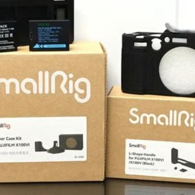 FufjiFilm x100VI complete set MINT- with $300+ in bonus cases and accessories