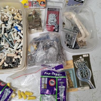 Large Hardware Lot (G-EL)