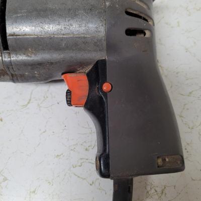 Circular Saw and Power Drill (G-EL)