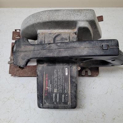 Circular Saw and Power Drill (G-EL)