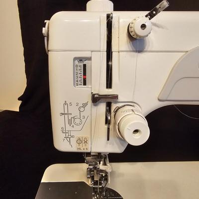 Janome 1600P QC Sewing Machine + Extras. (BGB-JS)J