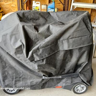 LIKE NEW! RiderXpress Lite Mobility Scooter – 4-Wheel Comfort & Stability - Comes with 2 keys and a charger