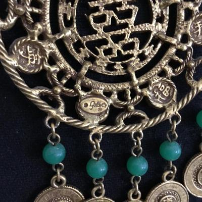 Beautiful vintage 60s GOLDETTE signed Asian medallion necklace