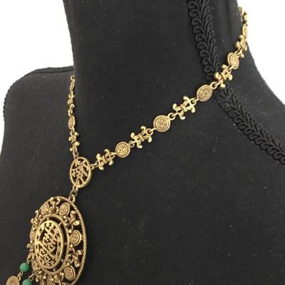 Beautiful vintage 60s GOLDETTE signed Asian medallion necklace