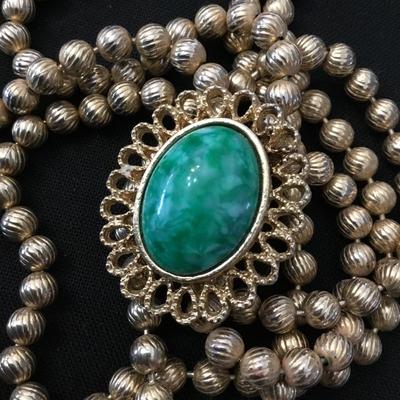 Vintage Delizza & Elster for Avon green cabochon Gold tone lariat slider necklace