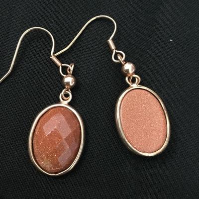 Cute stone dangle earrings