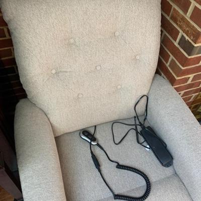 Like New Clean La-Z-Boy Power Recliner