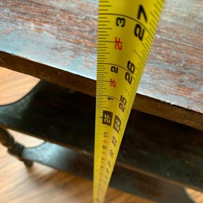 Short Shelf Table
