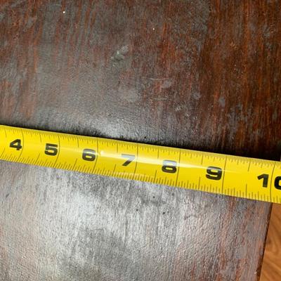 Short Shelf Table