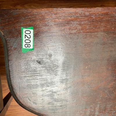 Short Shelf Table