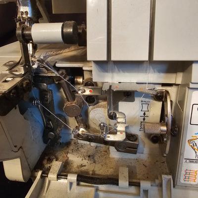 Singer Professional Serger/Overlock Machine & More (BGB-JS)