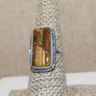 Size 7 Marked .925 Long Rectangle TIGER EYE Gemstone Ring on a Silver-Plated Band (6.0g)
