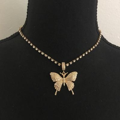 Beautiful, rhinestone butterfly fashion necklace