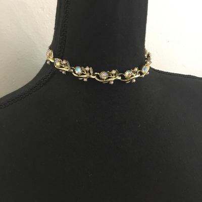 Gorgeous, gold tone, vintage, iridescent, rhinestone choker necklace