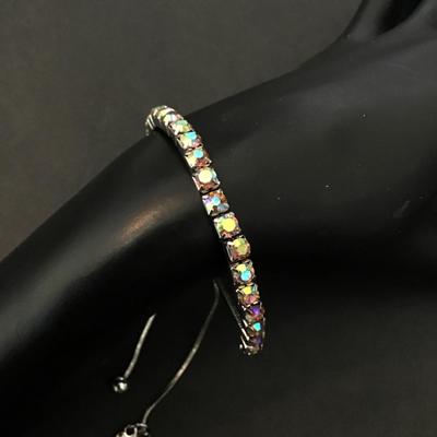 Plunder Iredescent slider bracelet