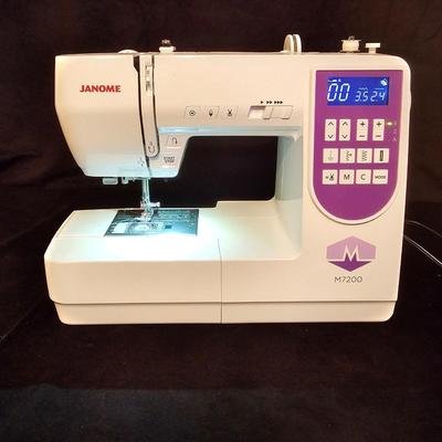 Janome M7200 Sewing Machine & Accessories (BGB-JS)