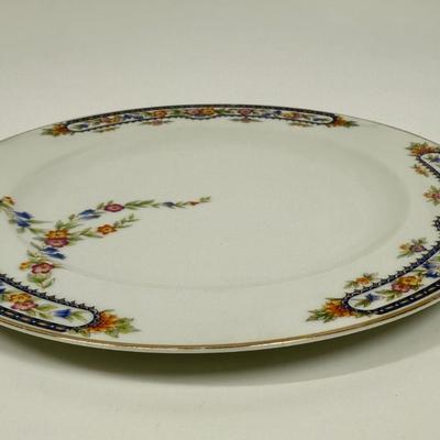 Vintage Hutschenreuther (pattern HUT349) Dinner Plate