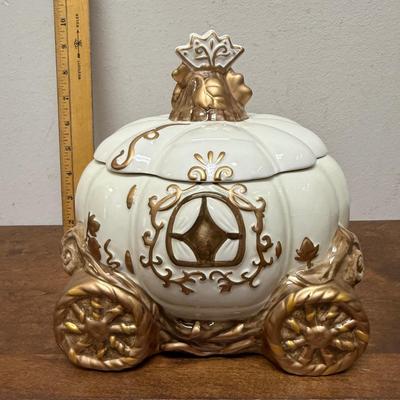 David’s Ceramic Cinderella Cooke Jar Carriage Gold & Ivory