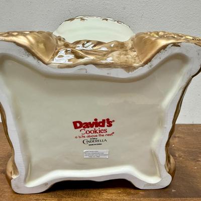 David’s Ceramic Cinderella Cooke Jar Carriage Gold & Ivory