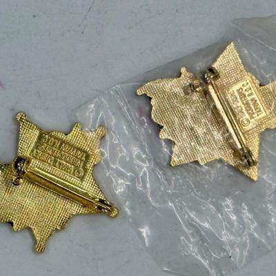 Vintage 1985 30th Anniversary Disneyland Frontierland Cloisonné Pins
