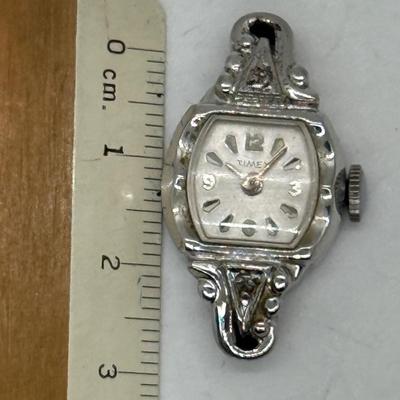 Vintage Timex Ladies watch, no band