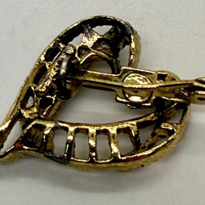 Vintage Gold Tone Faux Turquoise Ladder Heart Brooch Pin