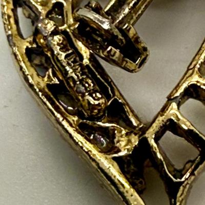 Vintage Gold Tone Faux Turquoise Ladder Heart Brooch Pin