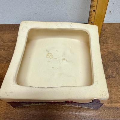 Sale Photo Thumbnail #301: 6 Misc pieces of pottery sold as is, see photos.