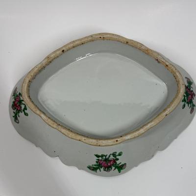 Antique c1880 Large Oval Chinese Export Rose Medallion Footed Centerpiece Bowl