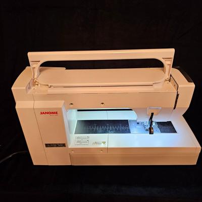 Janome Memory Craft 15000 Sewing Machine & Accessories (BGB-JS)