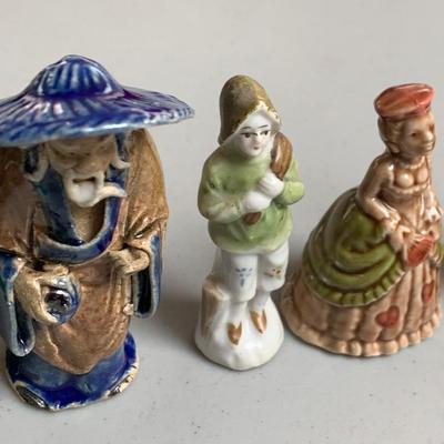 Royal Doulton Figurines Limoges Pill Box +++