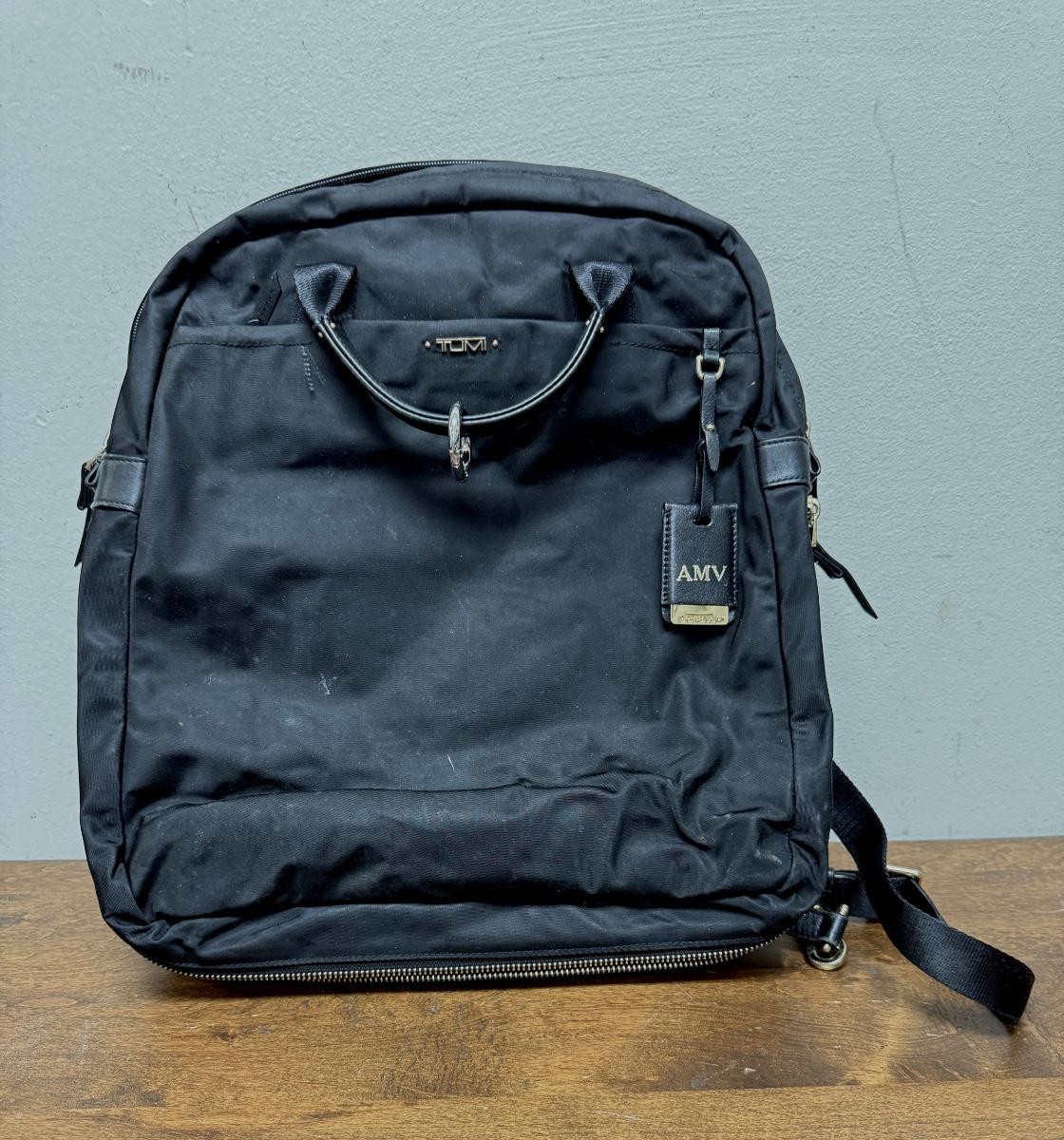 TUMI Voyageur 『Ascot』 コンバーチブル・バックパック レッド TUMI Voyageur Ascot Convertible Backpack Fossil – Luggage Online